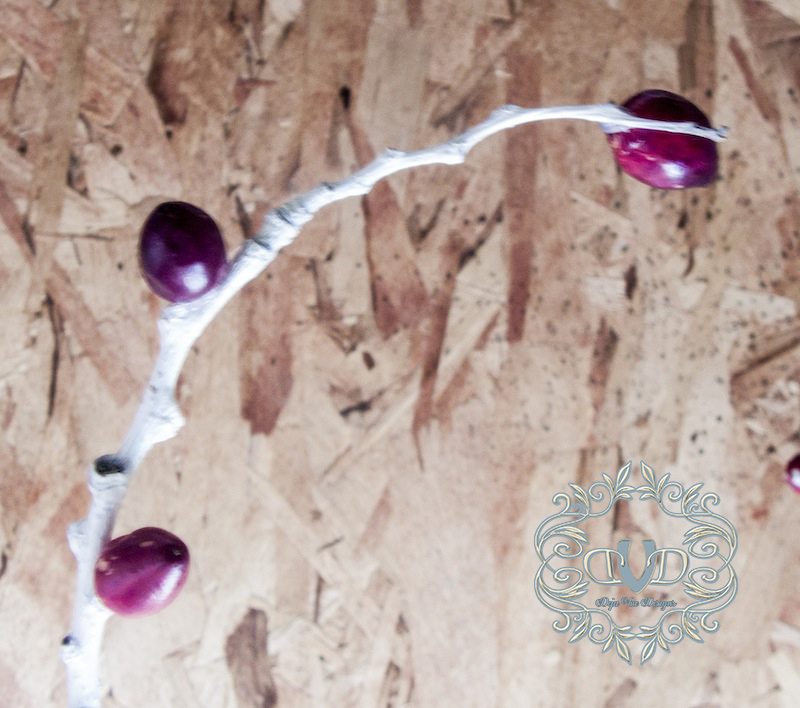 Beautiful DIY Cranberry Branches
