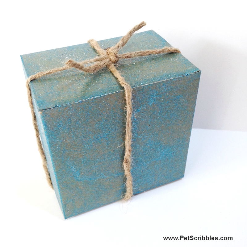 Upcycle a gift box: 8 easy ways!